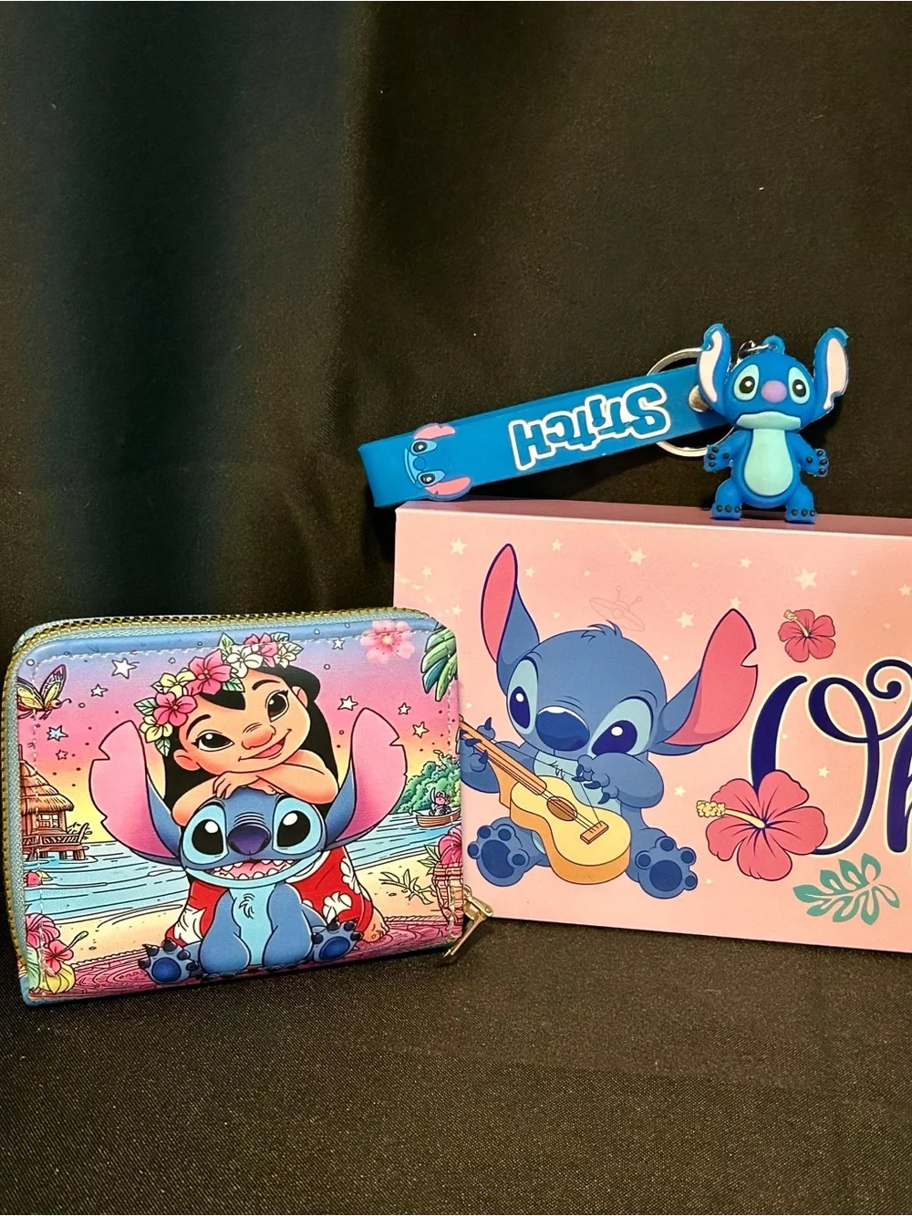 Stitch lipgloss set, wallet and more